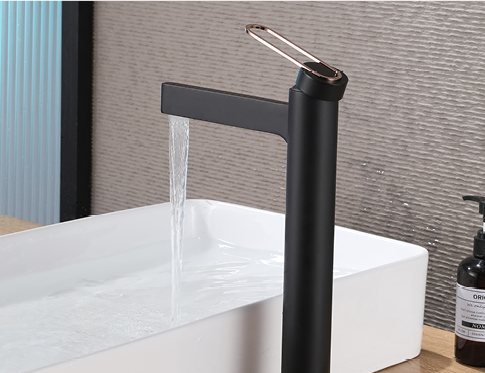 Zephyra Halo faucet